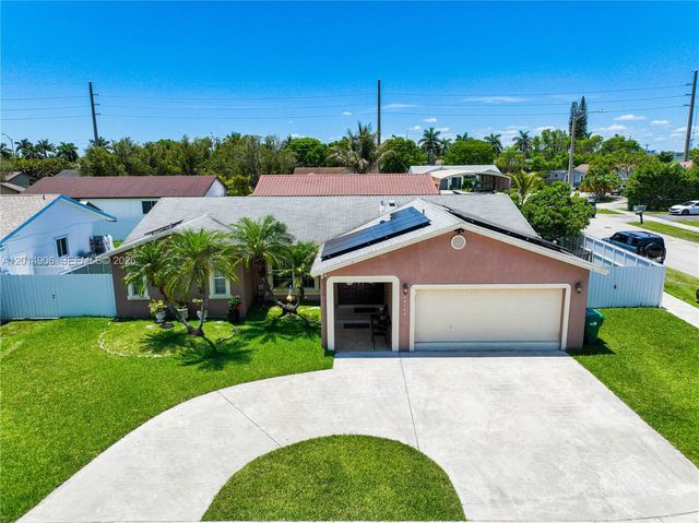 28148 SW 136th Ave, Homestead, FL 33033