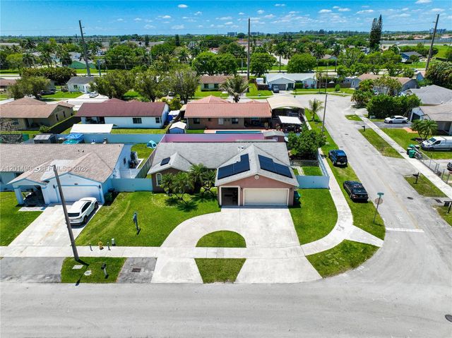 28148 SW 136th Ave, Homestead, FL 33033