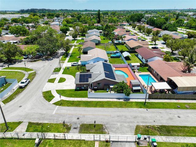 28148 SW 136th Ave, Homestead, FL 33033