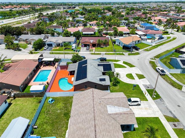28148 SW 136th Ave, Homestead, FL 33033