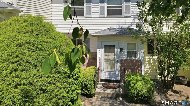 25 Padanaram Road 66, Danbury, CT 06811
