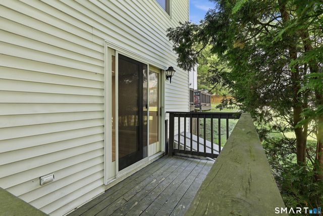 25 Padanaram Road 66, Danbury, CT 06811