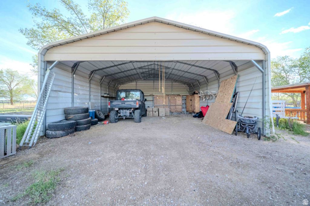 Image 30 of property listing at 3040 S 7455 W, Ioka, UT 84066