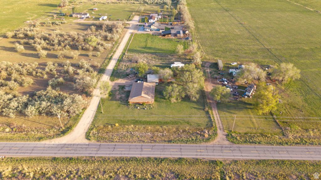 Image 38 of property listing at 3040 S 7455 W, Ioka, UT 84066