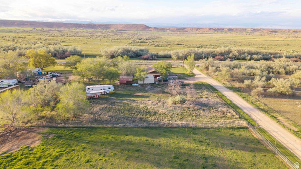 Image 40 of property listing at 3040 S 7455 W, Ioka, UT 84066