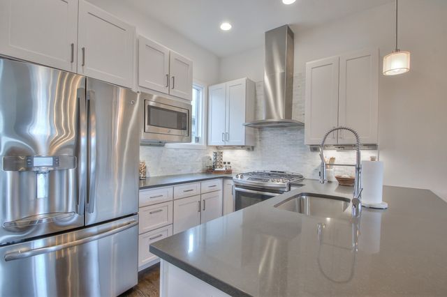 810 Melpark Ct, Nashville, TN 37204