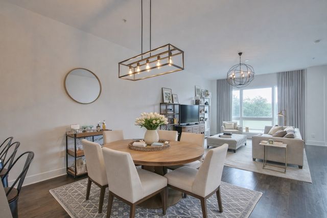 810 Melpark Ct, Nashville, TN 37204