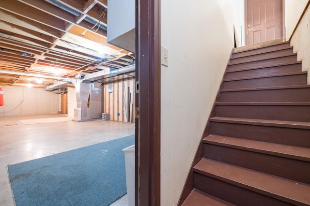 129 Tanglewood Drive, West Liberty, OH 43357