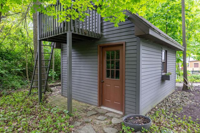 129 Tanglewood Drive, West Liberty, OH 43357
