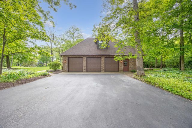 129 Tanglewood Drive, West Liberty, OH 43357