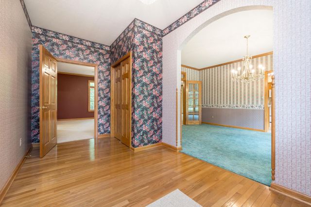 129 Tanglewood Drive, West Liberty, OH 43357