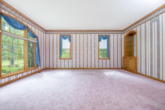 129 Tanglewood Drive, West Liberty, OH 43357