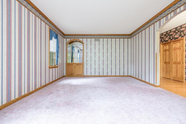 129 Tanglewood Drive, West Liberty, OH 43357