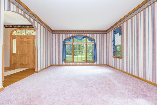 129 Tanglewood Drive, West Liberty, OH 43357