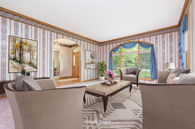 129 Tanglewood Drive, West Liberty, OH 43357