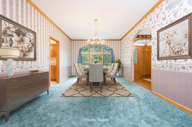 129 Tanglewood Drive, West Liberty, OH 43357