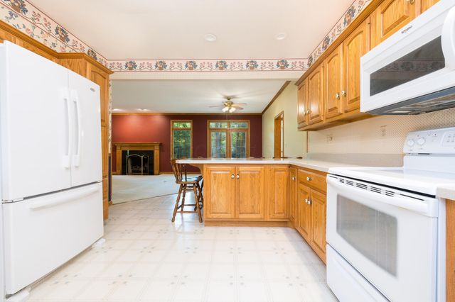 129 Tanglewood Drive, West Liberty, OH 43357