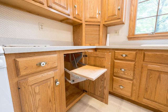 129 Tanglewood Drive, West Liberty, OH 43357