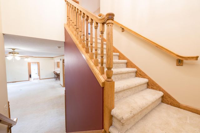 129 Tanglewood Drive, West Liberty, OH 43357