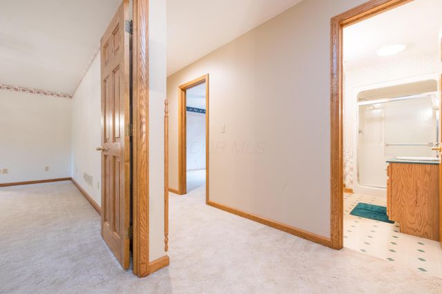 129 Tanglewood Drive, West Liberty, OH 43357