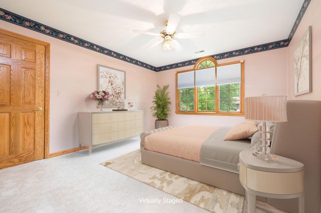 129 Tanglewood Drive, West Liberty, OH 43357