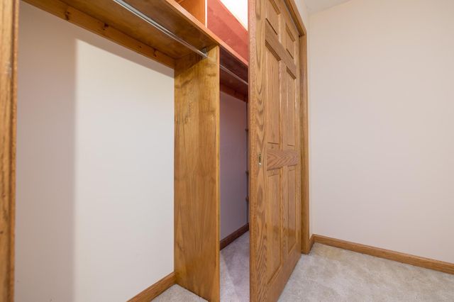 129 Tanglewood Drive, West Liberty, OH 43357