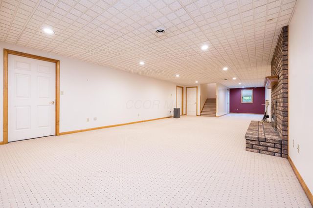 129 Tanglewood Drive, West Liberty, OH 43357