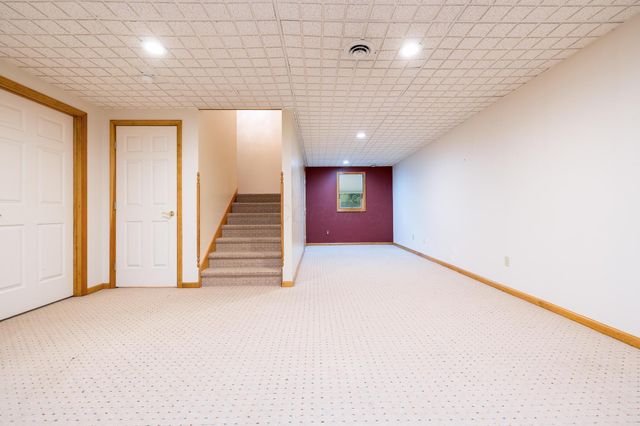 129 Tanglewood Drive, West Liberty, OH 43357