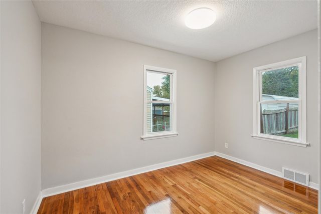 3901 54th Street, Des Moines, IA 50310