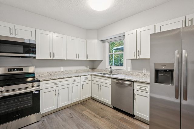 3901 54th Street, Des Moines, IA 50310