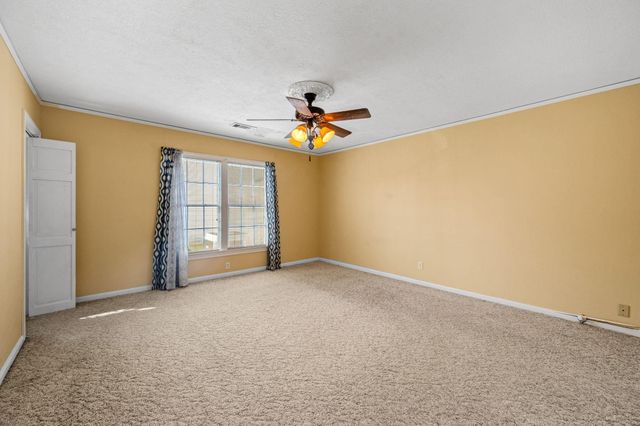 401 N Pruett Street, Baytown, TX 77520