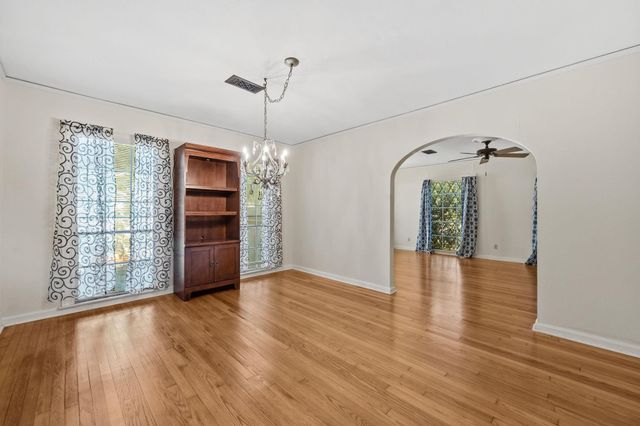 401 N Pruett Street, Baytown, TX 77520