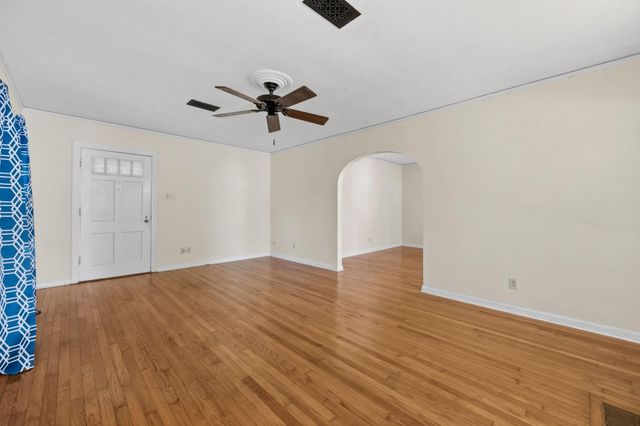 401 N Pruett Street, Baytown, TX 77520