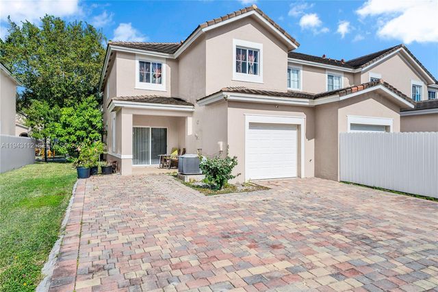 14102 SW 276th St, Homestead, FL 33032