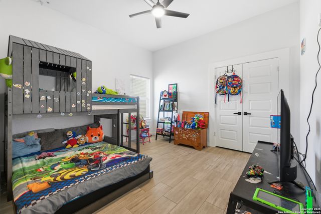 136 Summer Meadow, La Vernia, TX 78121