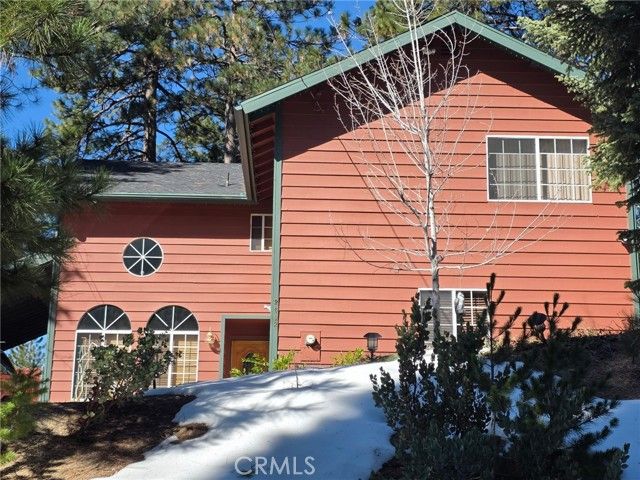 2692 Valhalla, Running Springs, CA 92382