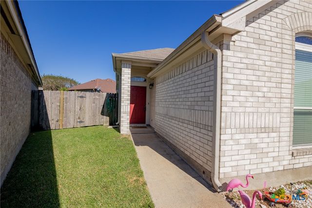 108 Providence Court, Victoria, TX 77904