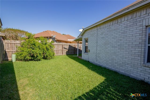 108 Providence Court, Victoria, TX 77904