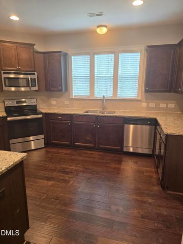 109 Chapel Fields Lane, Garner, NC 27529