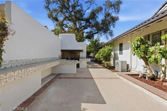 950 Hampton, Arcadia, CA 91006