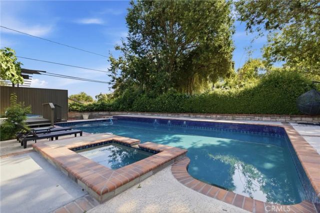 950 Hampton, Arcadia, CA 91006