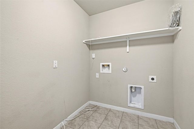 5813 Roderick DR, Austin, TX 78724