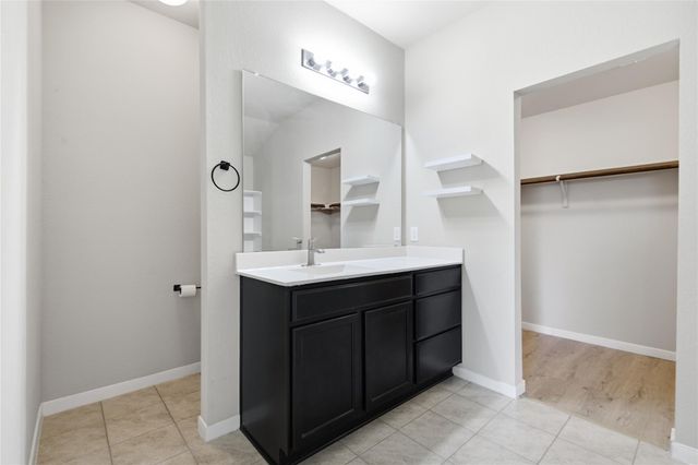 5813 Roderick DR, Austin, TX 78724