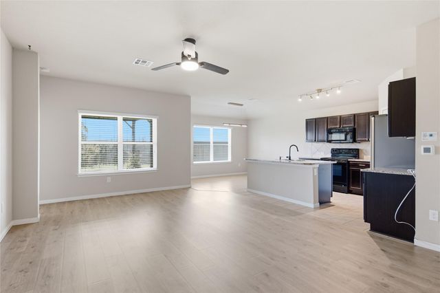 5813 Roderick DR, Austin, TX 78724