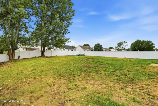 2518 W Timberlake Loop, Coeur D'alene, ID 83815