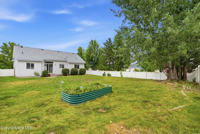2518 W Timberlake Loop, Coeur D'alene, ID 83815