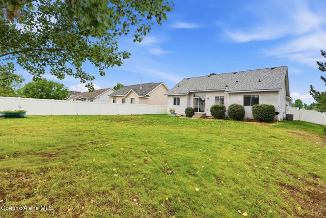 2518 W Timberlake Loop, Coeur D'alene, ID 83815