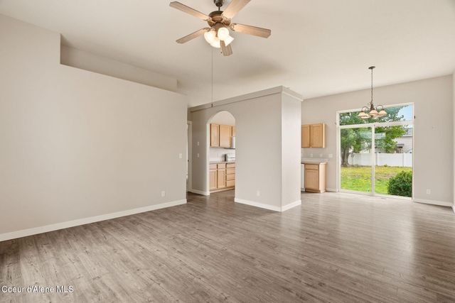 2518 W Timberlake Loop, Coeur D'alene, ID 83815