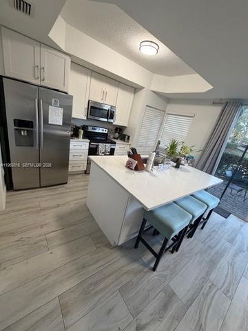 2167 Anchor Ct 2001, Dania Beach, FL 33312