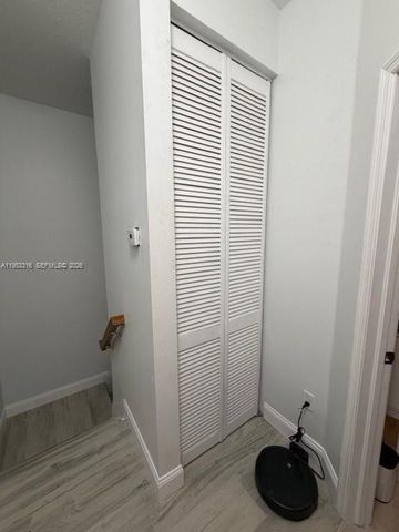 2167 Anchor Ct 2001, Dania Beach, FL 33312